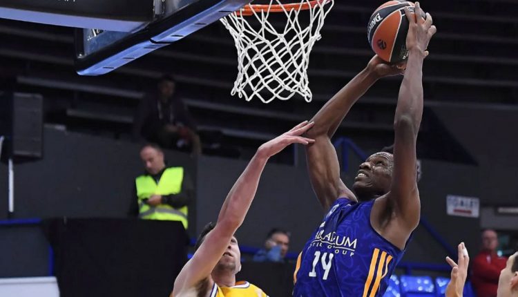 Amadou Doumbia as com