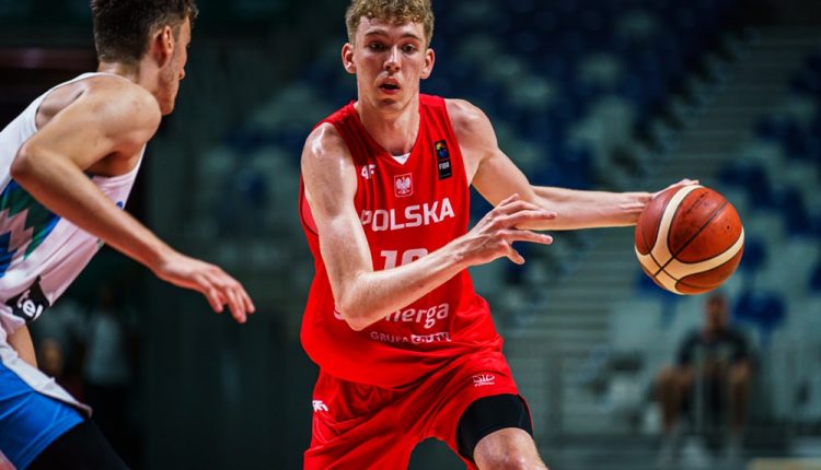 Szymon Nowicki polskikosz pl